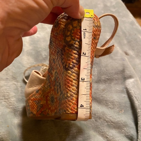 Born Rebecka Cream, Floral print wedge heels. - Picture 9 of 9